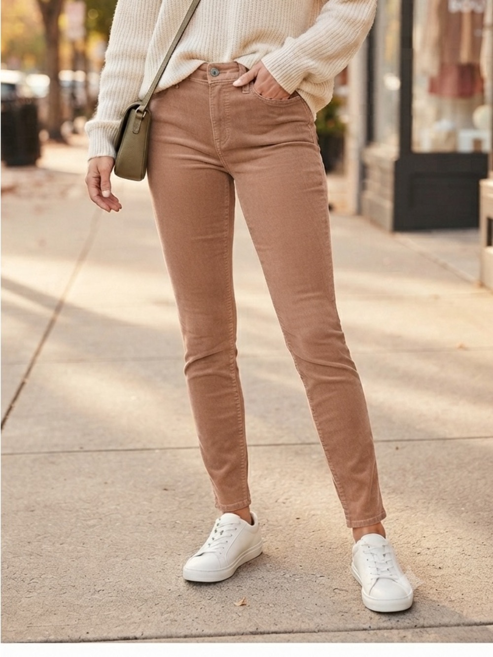 NWT Old Navy High-Rise Rockstar Super Skinny Corduroy Pants Size 8